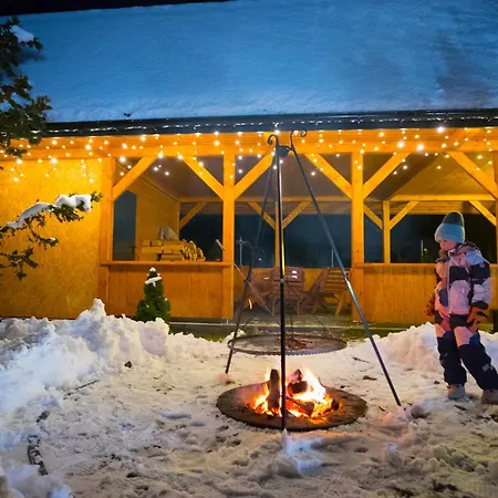 Glamp Mala Laka Jacuzzi & Sauna Luxury tent *
