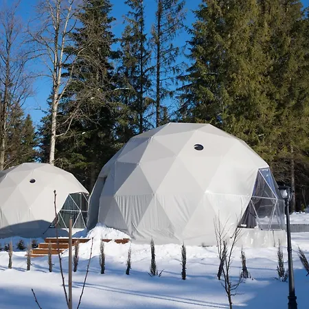 Glamp Mala Laka Jacuzzi & Sauna Luxury tent