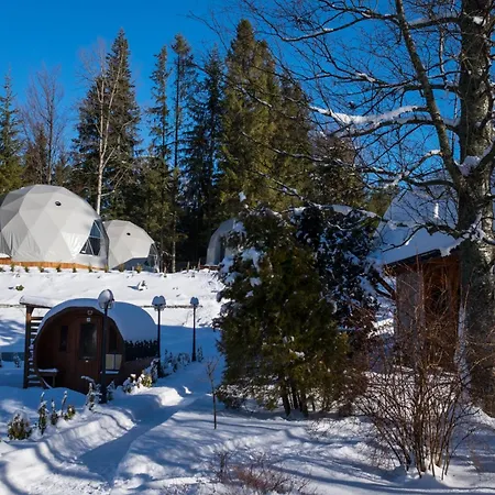 Glamp Mala Laka Jacuzzi & Sauna *